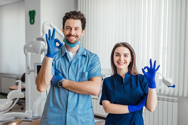 Img post Consejos para mantener tu sonrisa tras un tratamiento dental estético
